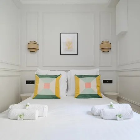 아파트 Poeticstay - Saint Lazare 파리