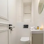 Poeticstay - Saint Lazare Апартаменты