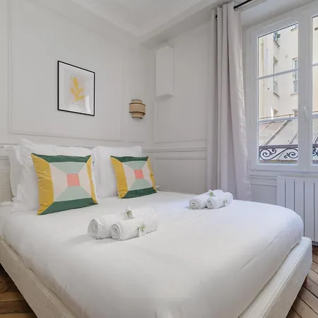 Poeticstay - Saint Lazare * パリ