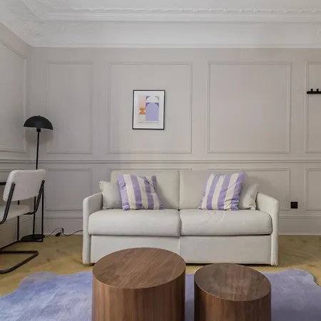 アパート Poeticstay - Saint Lazare パリ