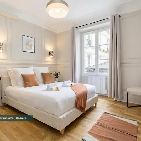 Poeticstay - Saint Lazare Appartement *