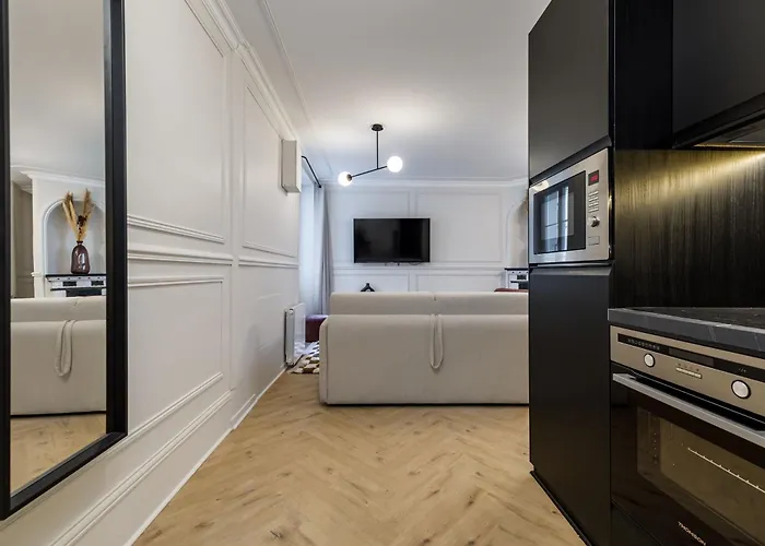 Poeticstay - Saint Lazare * Париж