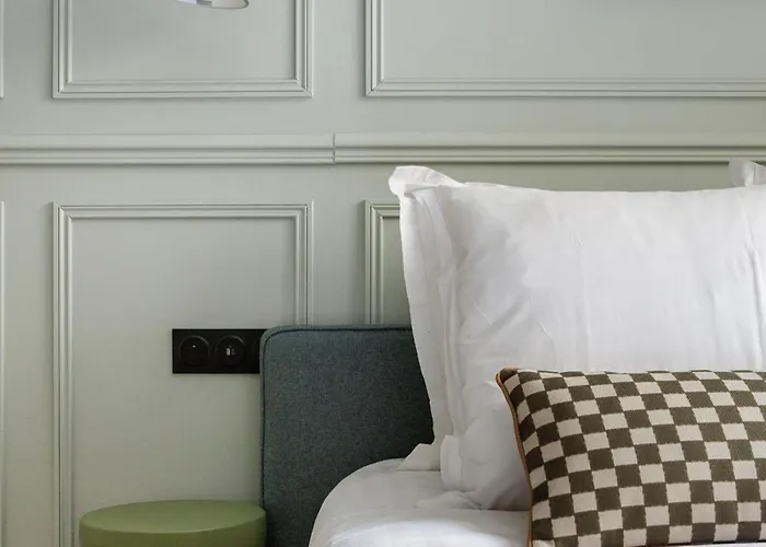 Poeticstay - Saint Lazare *