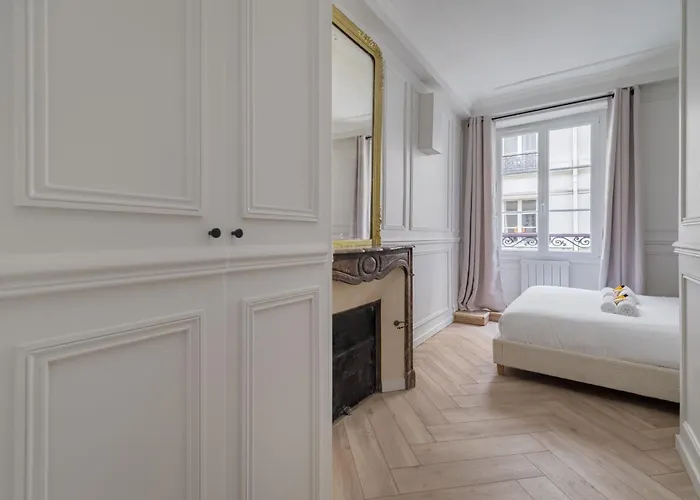 Poeticstay - Saint Lazare * Париж