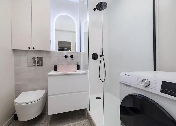 Poeticstay - Saint Lazare * Париж