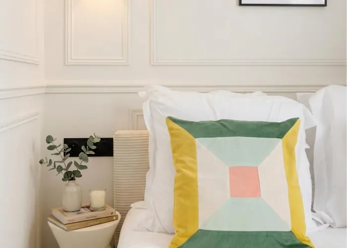 Poeticstay - Saint Lazare 公寓 *