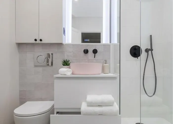 Poeticstay - Saint Lazare *
